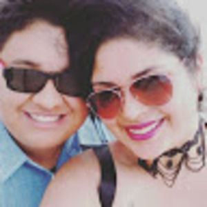 Meet your Posher, Larissa